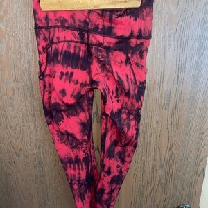 Lulu lemon wonder tight. 25”